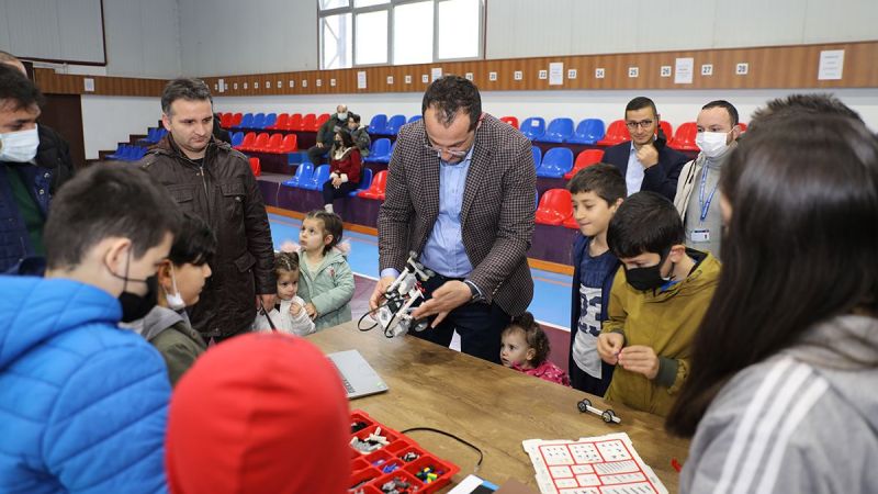Trabzon Akçaabat’ta Robotik Kodlama ve STEAM Kursuna Büyük İlgi